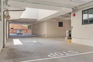 Photo #4: ML82013464 Listing 