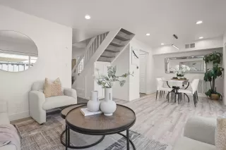 Photo #2: ML82013513 Listing