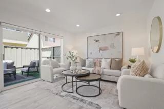 Photo #4: ML82013513 Listing