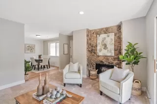 Photo #4: ML82013552 Listing 