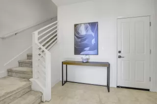 Photo #5: ML82013581 Listing