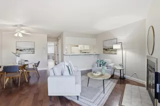 Photo #2: ML82013597 Listing 