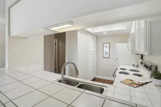 Photo #6: ML82013597 Listing 