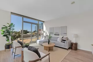 Photo #6: ML82013600 Listing 