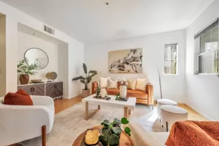 Photo #2: ML82013644 Listing 