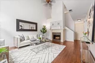 Photo #2: ML82013652 Listing 