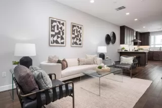 Photo #2: ML82013657 Listing 