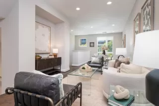 Photo #3: ML82013657 Listing 