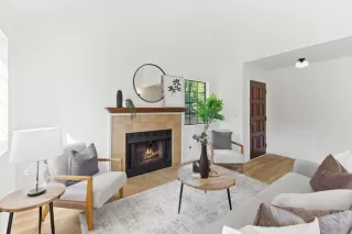 Photo #4: ML82013679 Listing 