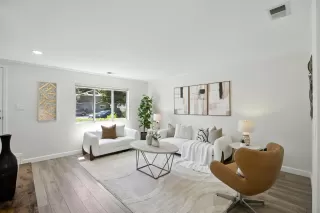 Photo #2: ML82013712 Listing 