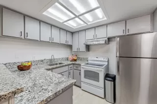 Photo #6: ML82013731 Listing 