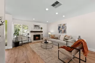 Photo #6: ML82013739 Listing 