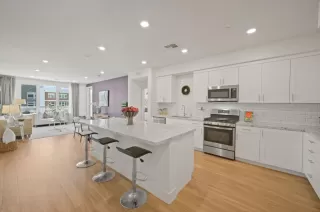 Photo #1: ML82013791 Listing 