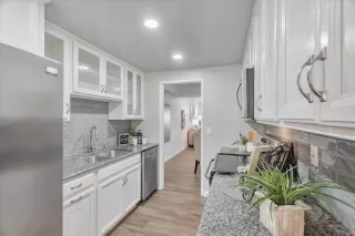 Photo #2: ML82013802 Listing 