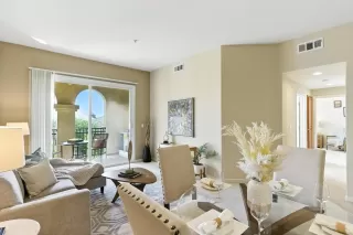 Photo #6: ML82013817 Listing