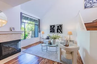 Photo #3: ML82013934 Listing 