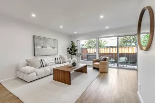 Photo #1: ML82013938 Listing 