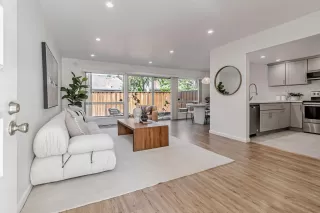 Photo #2: ML82013938 Listing 