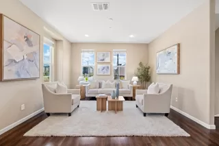 Photo #2: ML82013954 Listing 