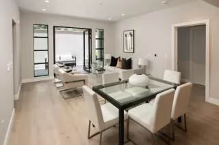 Photo #6: ML82014038 Listing 