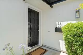 Photo #4: ML82014047 Listing 