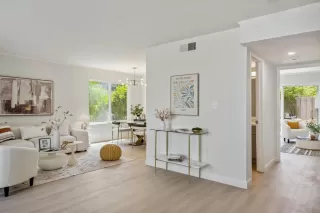 Photo #4: ML82014062 Listing