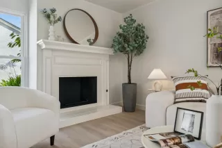 Photo #6: ML82014062 Listing