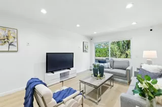 Photo #5: ML82014079 Listing 