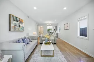 Photo #4: ML82014080 Listing 