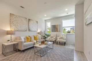 Photo #5: ML82014081 Listing 