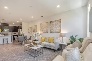 Photo #6: ML82014081 Listing 