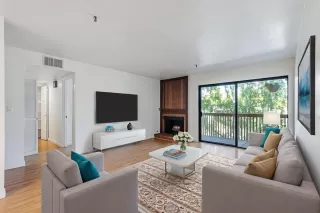 Photo #3: ML82014098 Listing 