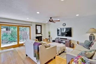 Photo #5: ML82014101 Listing 