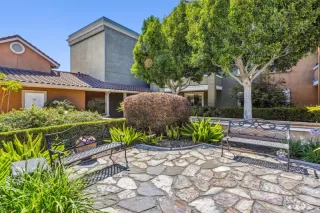 Photo #4: ML82014166 Listing