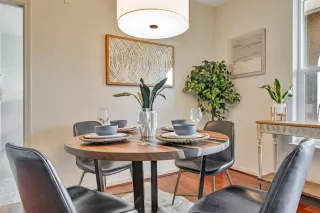 Photo #3: ML82014174 Listing