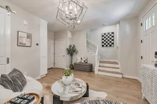 Photo #6: ML82014254 Listing