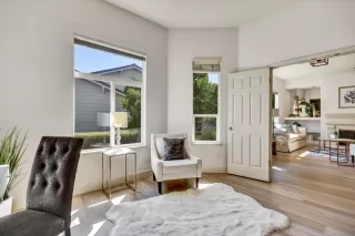 Photo #5: ML82014274 Listing