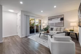 Photo #2: ML82014295 Listing 