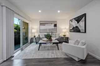 Photo #4: ML82014295 Listing 