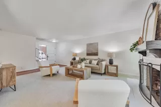 Photo #4: ML82014309 Listing