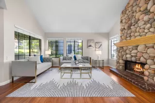 Photo #2: ML82014370 Listing 