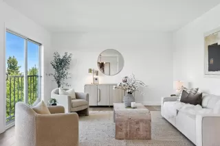 Photo #4: ML82014435 Listing 