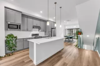 Photo #6: ML82014448 Listing 