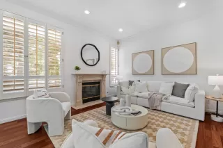 Photo #5: ML82014500 Listing