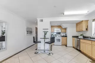 Photo #5: ML82014624 Listing