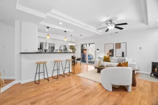 Photo #2: ML82014692 Listing 