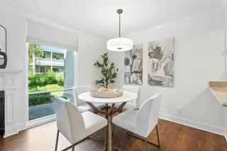 Photo #5: ML82014758 Listing 