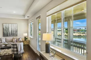 Photo #4: ML82014796 Listing 