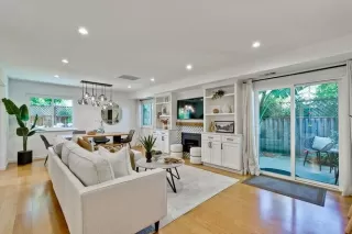 Photo #1: ML82014915 Listing 