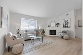 Photo #3: ML82014944 Listing 